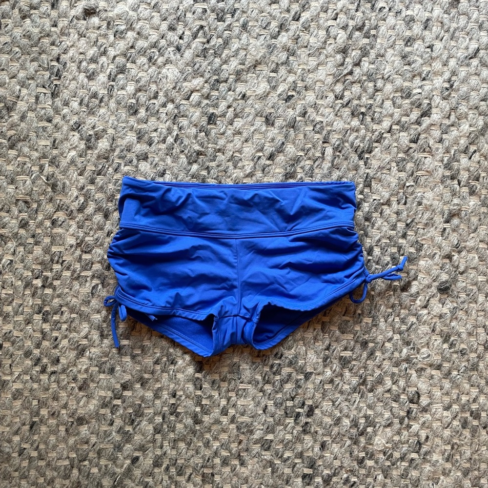 Athleta side ruched swim short